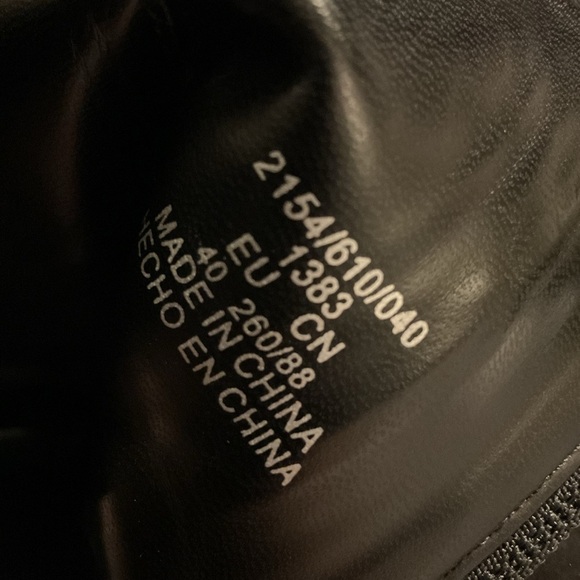 ZARA LUG SOLE CHELSEA BOOTS SIZE 9 vegan luxe SUEDE excellent quality chunky Y2K - Picture 7 of 7